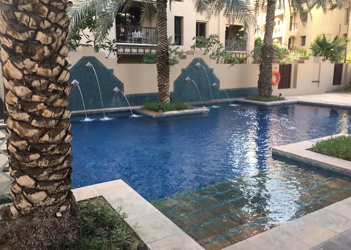 Burj Dubai Area - 5Min Walk - Luxury 2 Bedroom Apartment