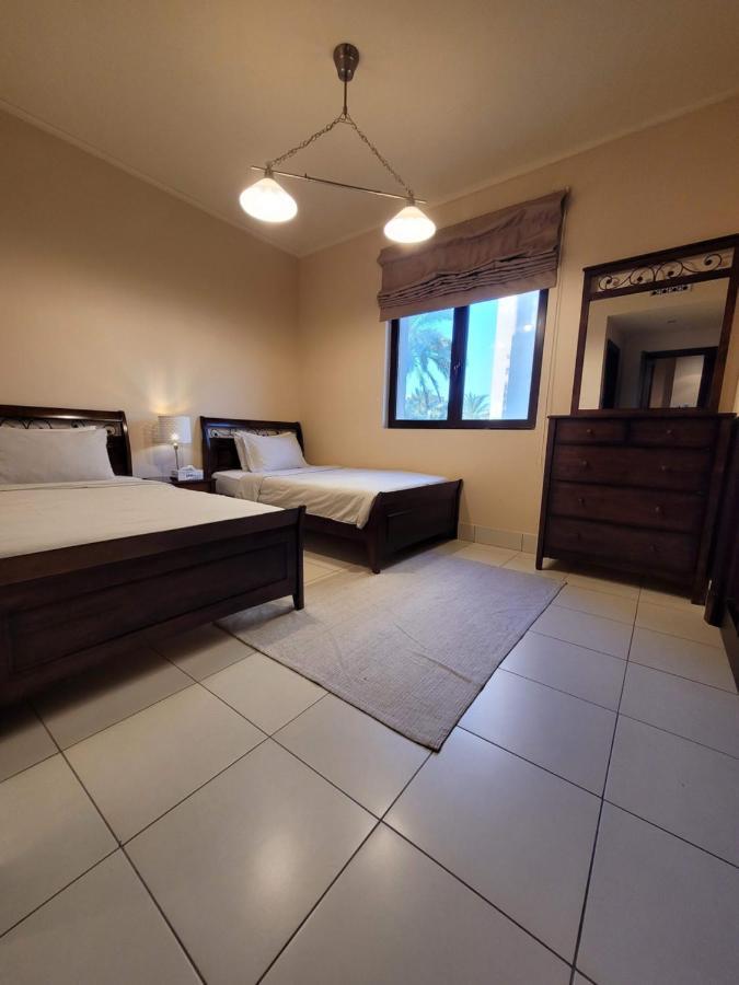 Burj Area - 5min Walk - Luxury 2 Bedroom