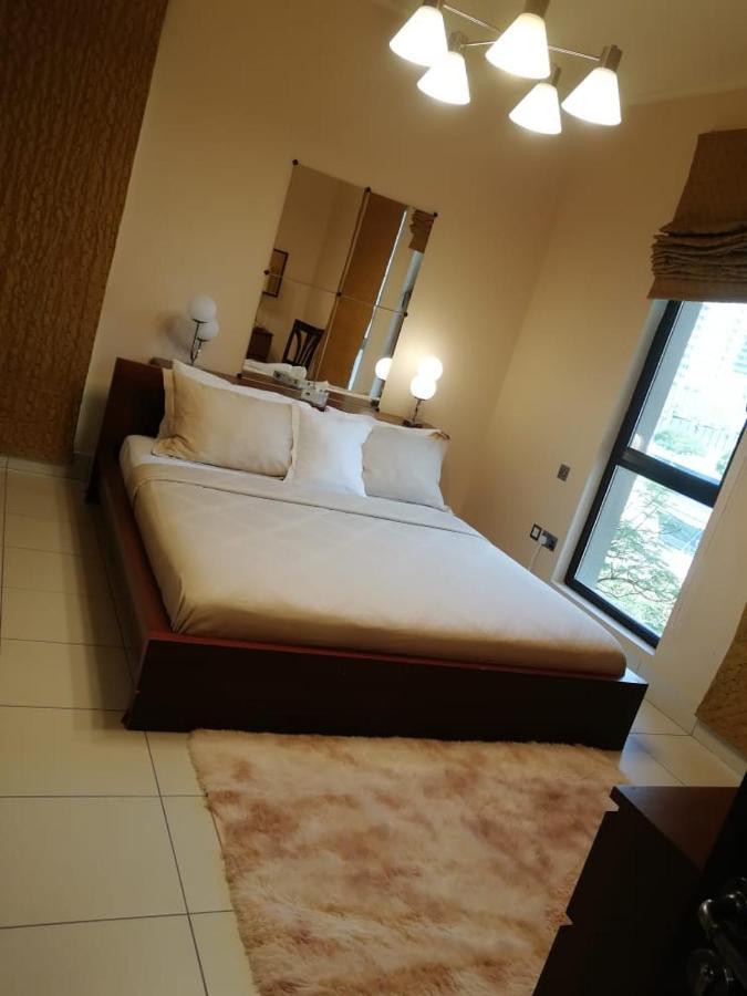 Burj Area - 5min Walk - Luxury 2 Bedroom