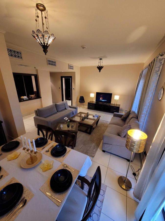 Apartment Burj Area - 5min Walk - Luxury 2 Bedroom *