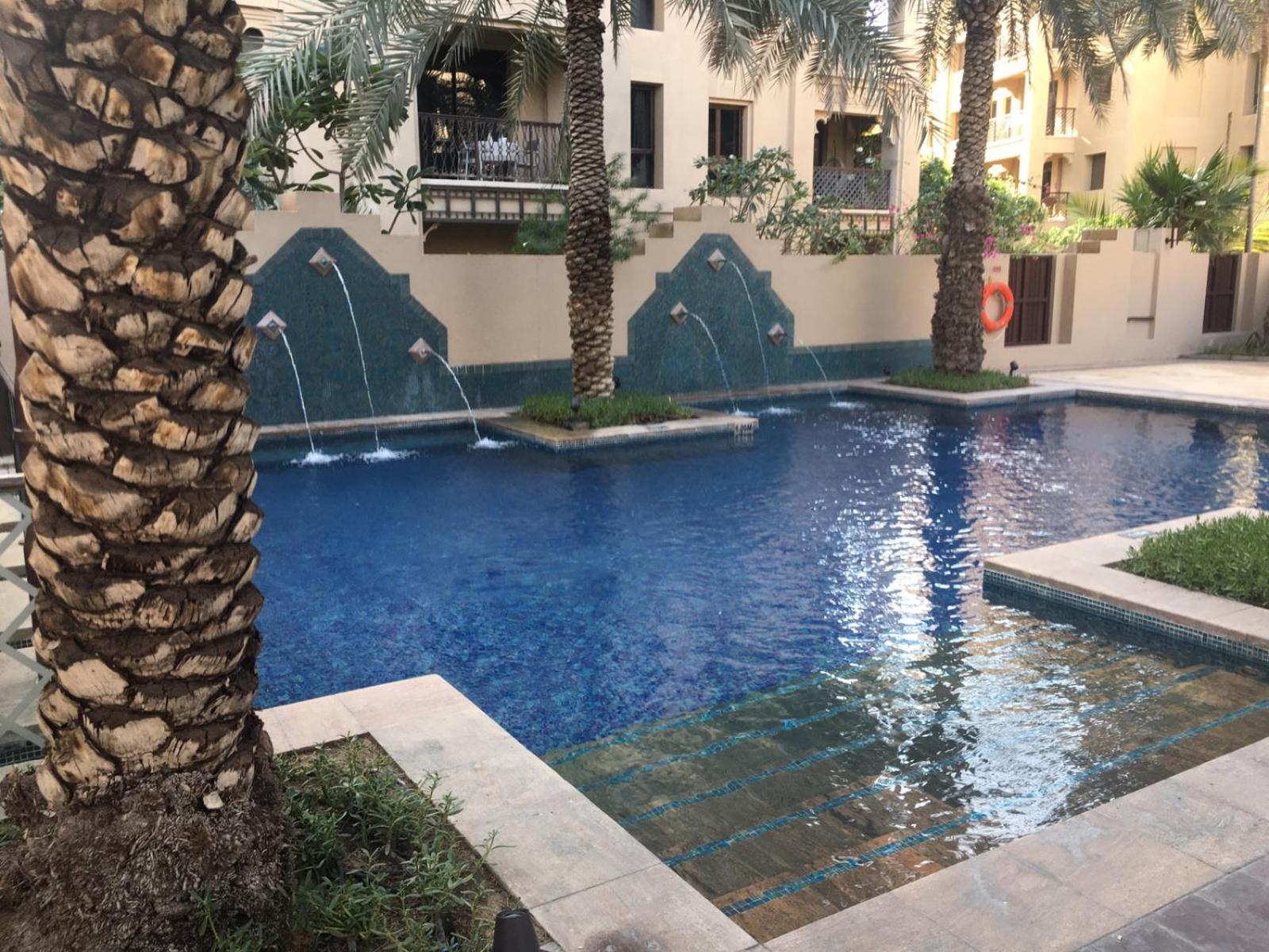 Burj Area - 5min Walk - Luxury 2 Bedroom Apartment Dubai